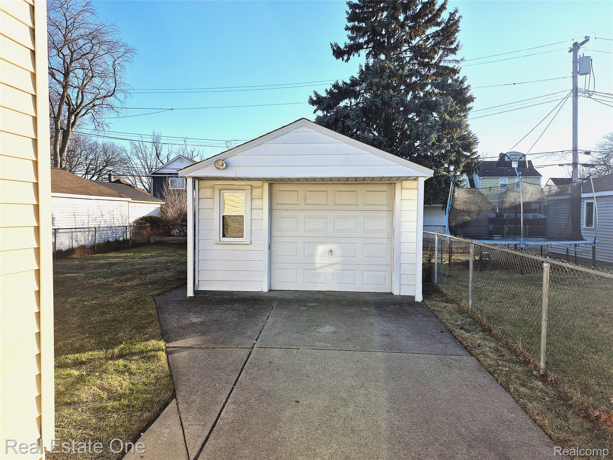1069 Mulberry Street
