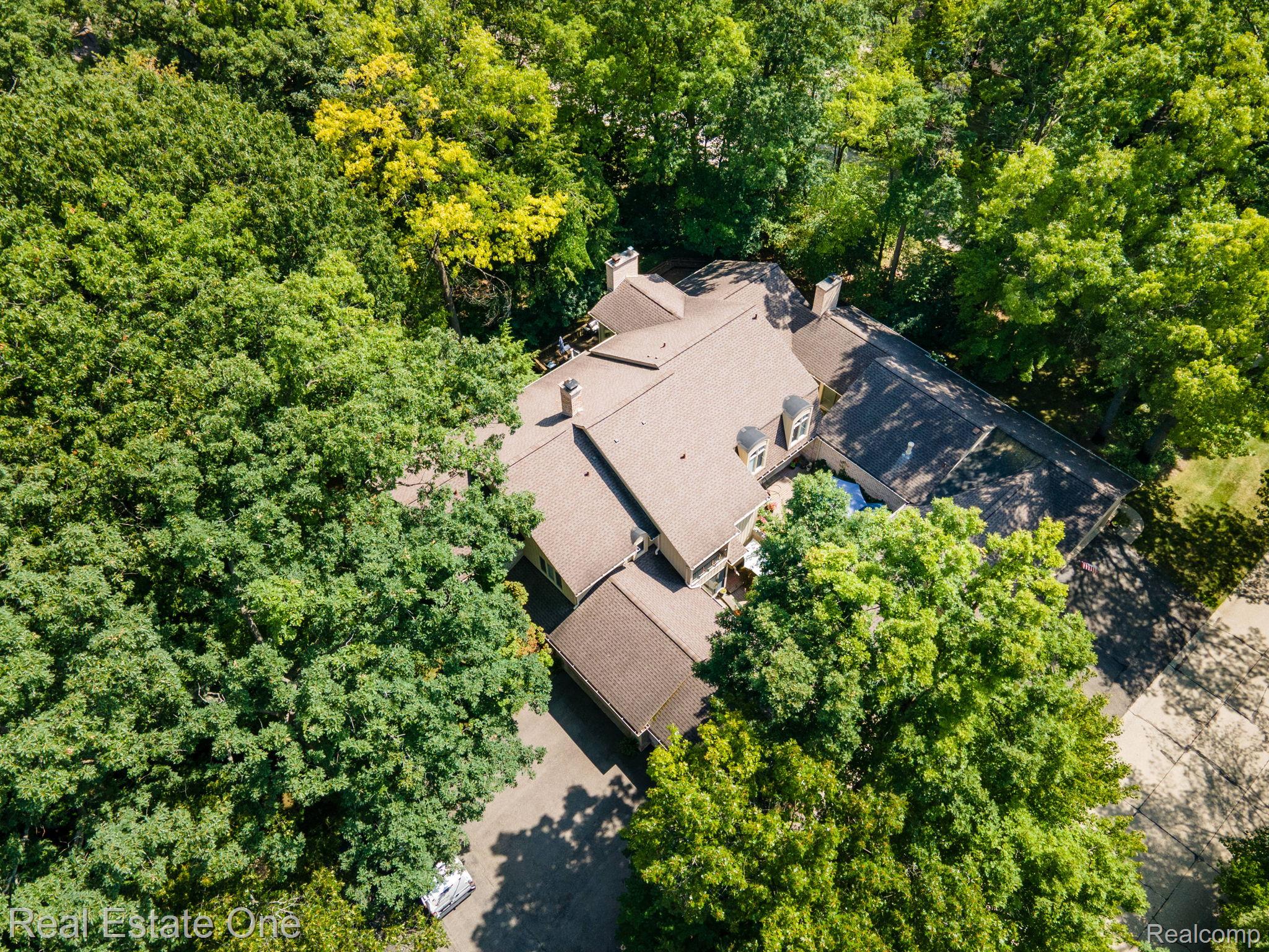 1361 Knollcrest Circle