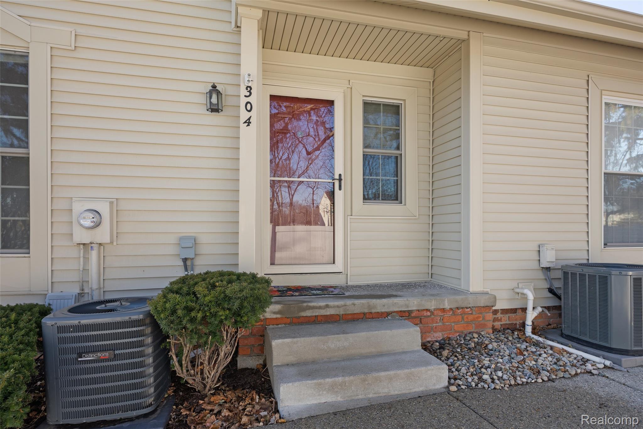 304 Ann Arbor Trail Ct