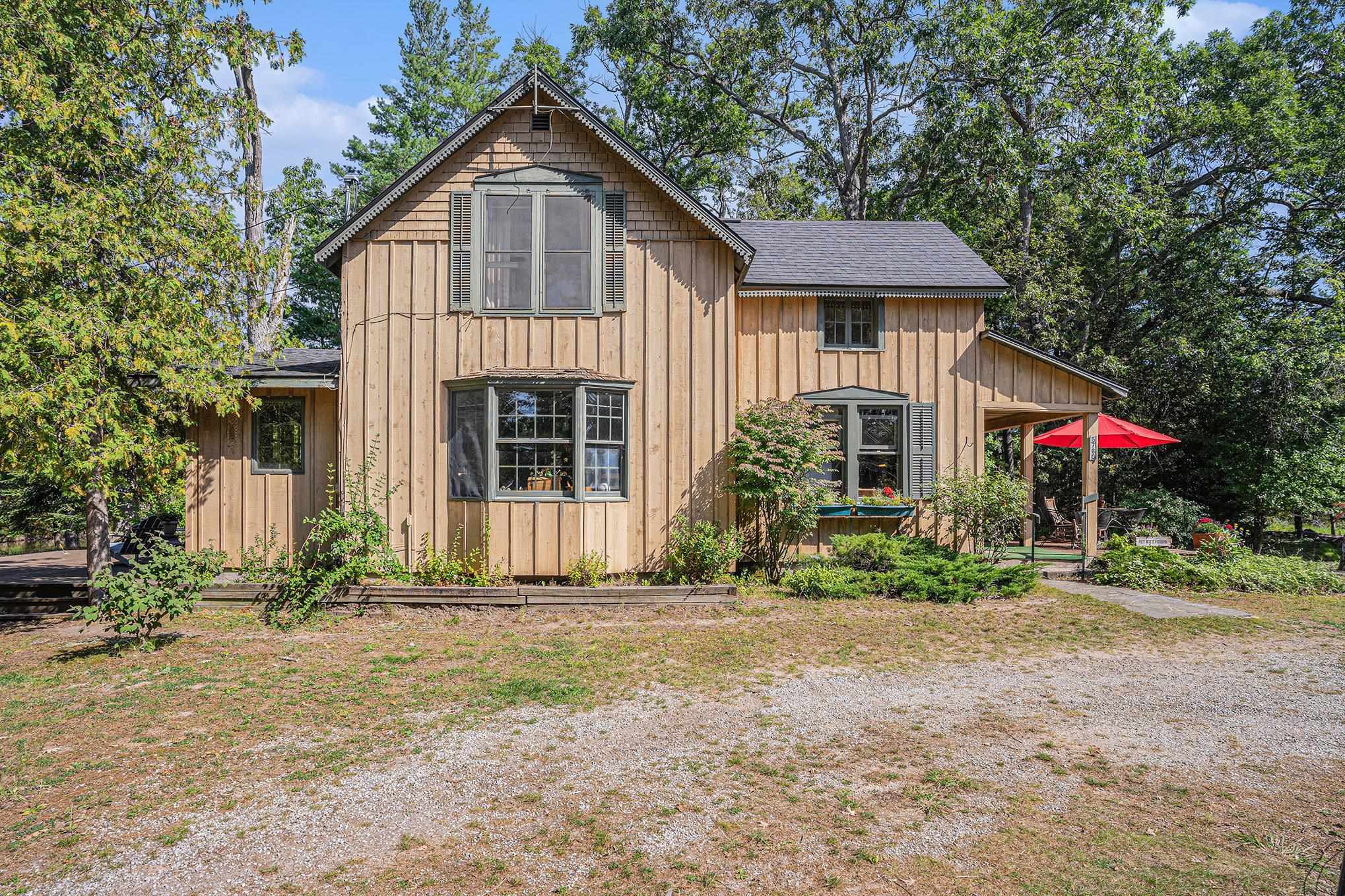 5760 W Crystal View Road