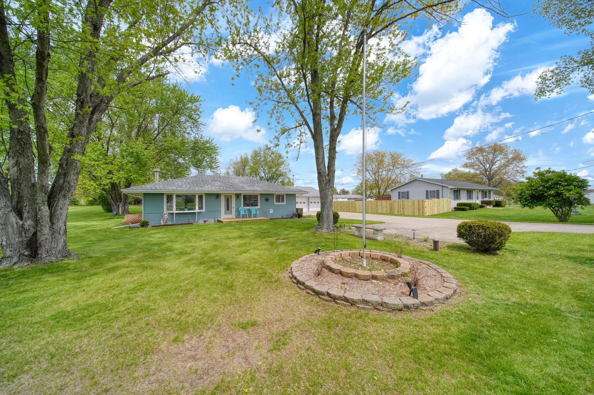 5030 E Berry Road