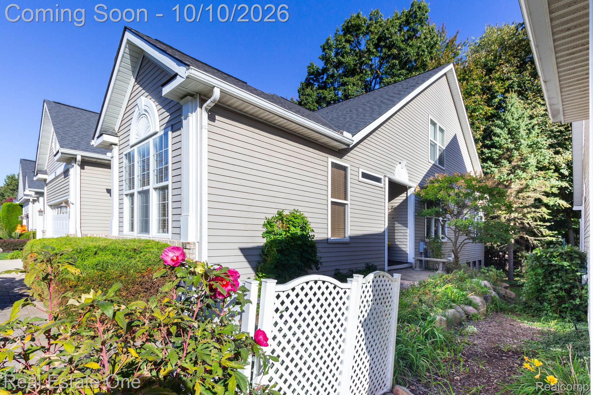 4004 Hillsdale Drive