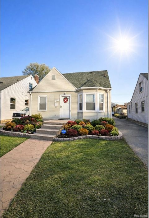 6108 BARRIE Street Dearborn City MI 48126