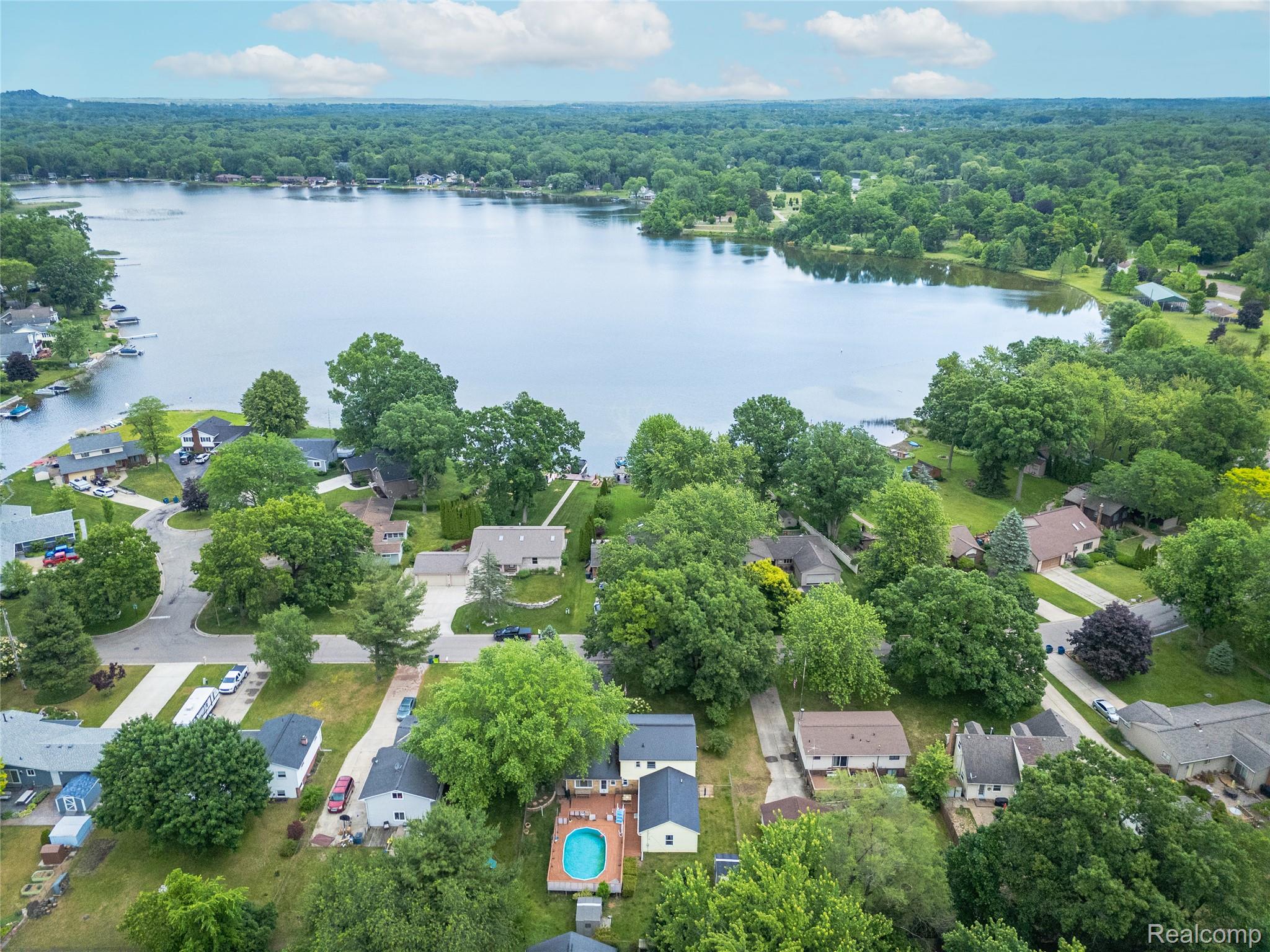 801 Holly Bush Drive