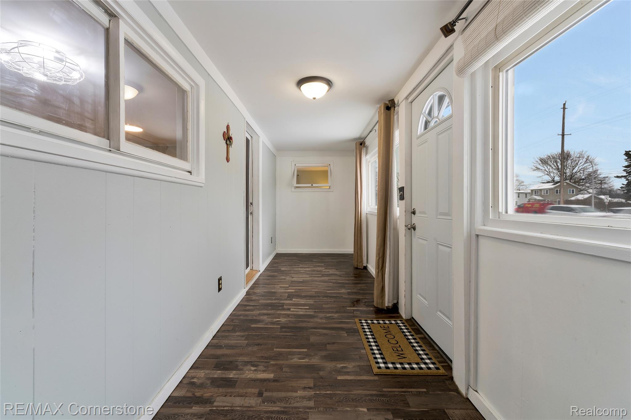 34454 Cherry Hill Road