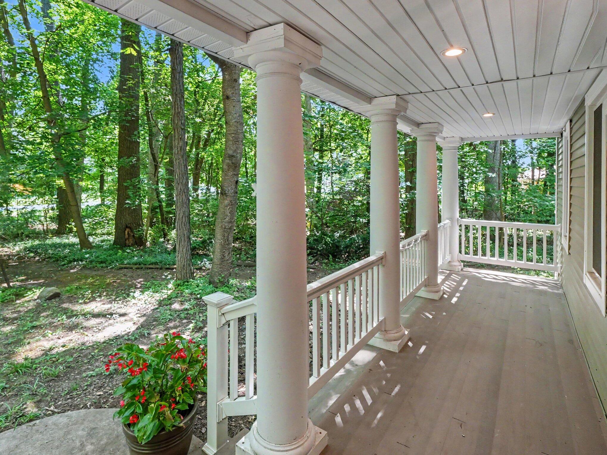 800 W Willis Road