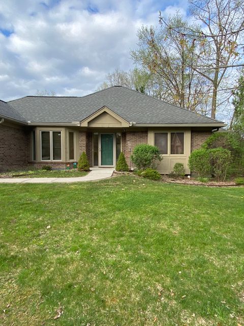 21268 SYCAMORE Court Farmington Hills City MI 48336