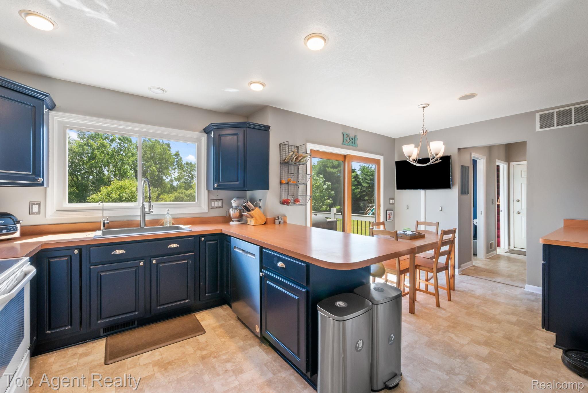 9780 Eagle Road