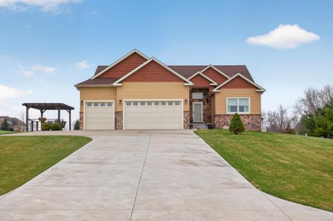 Photo of 10037 Whitetail Lane, Napoleon Township, MI 49201 (MLS # 55026021151)