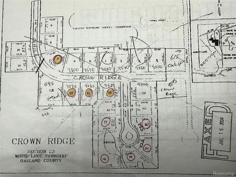 533 Crown Ridge Court White Lake Charter Township MI 48386