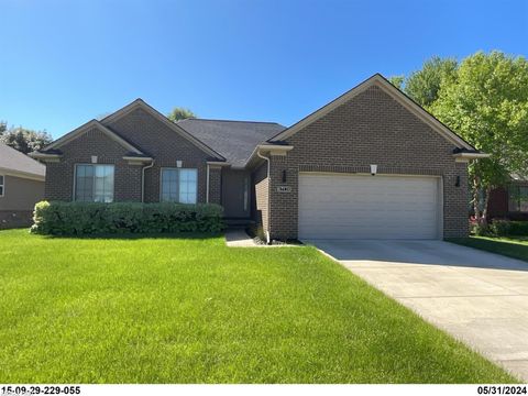 47534 Iris Drive Chesterfield Township MI 48047