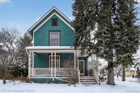 733 N Walnut Street Lansing City MI 48906