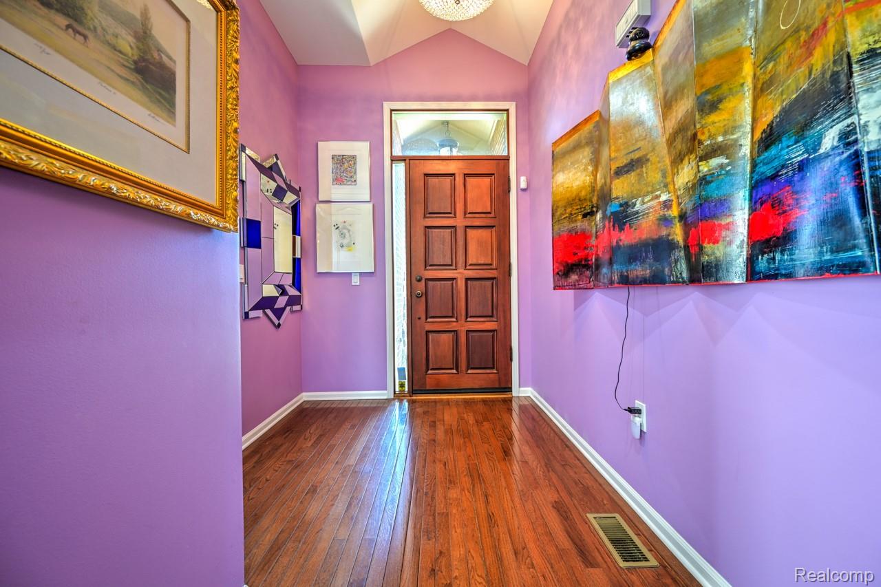 5591 Pembrooke Crossing