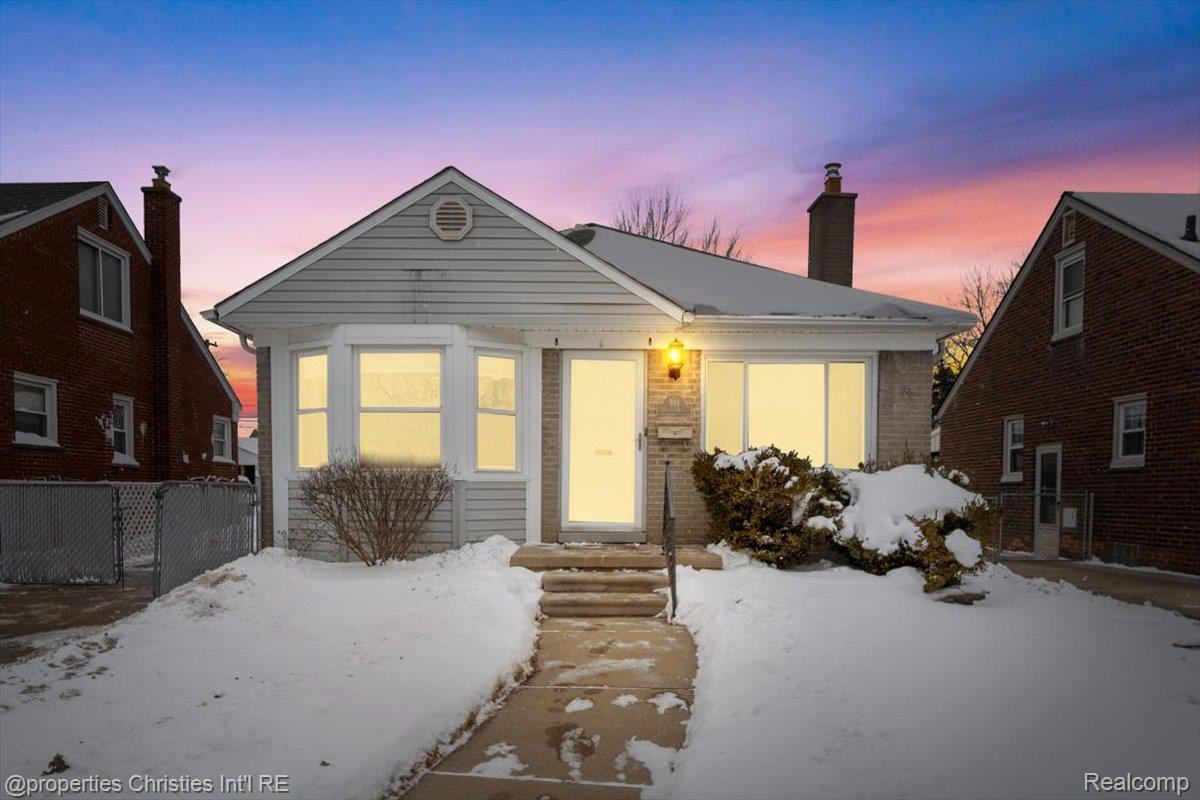 916 Harrison Boulevard