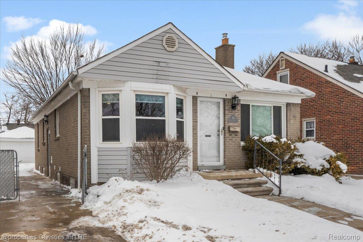 916 Harrison Boulevard