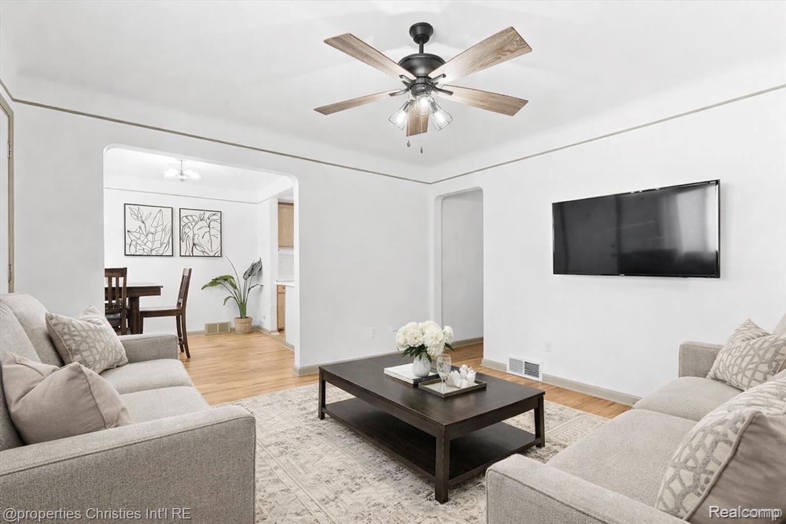 916 Harrison Boulevard