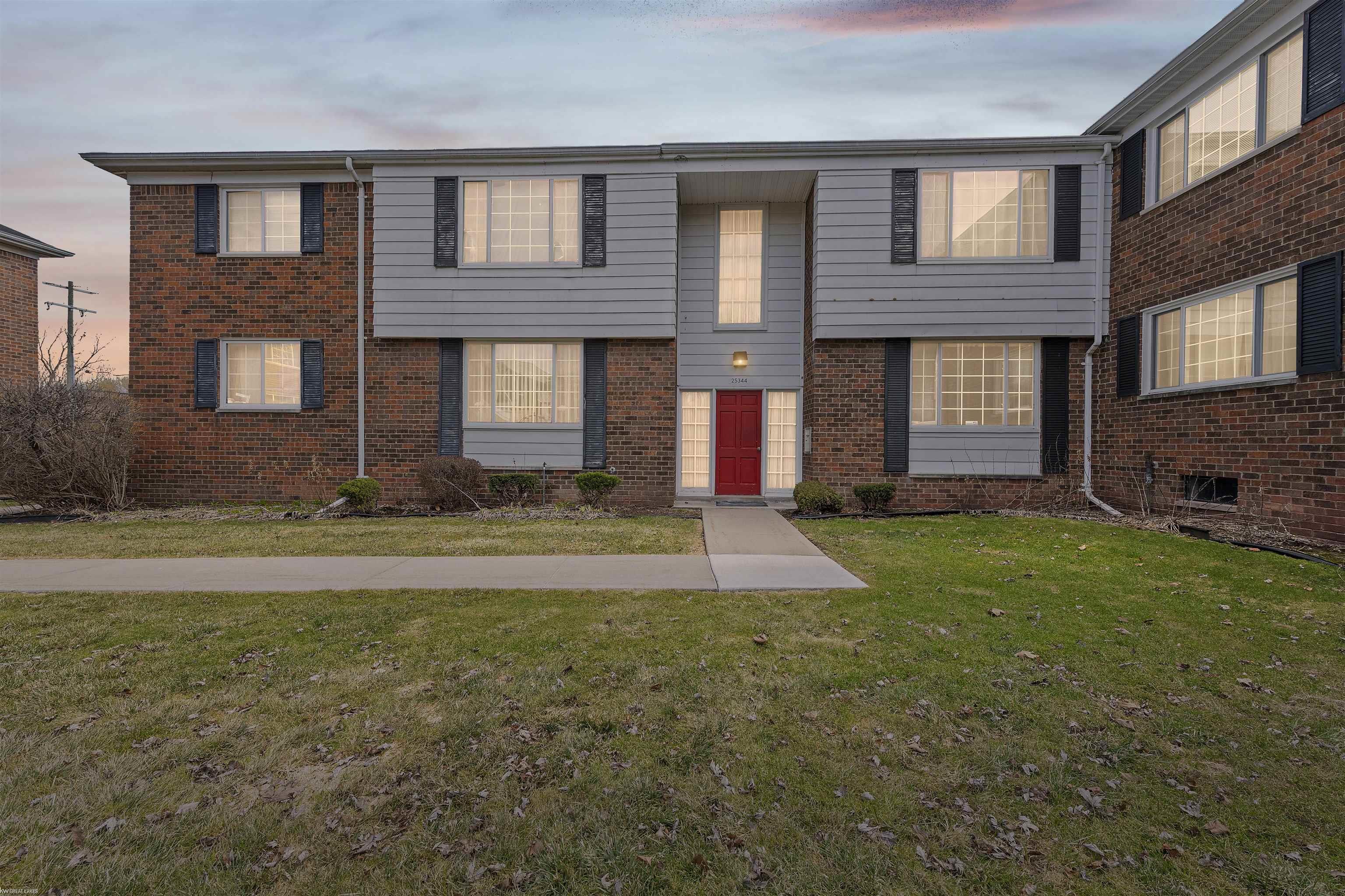 25344 Shiawassee Circle