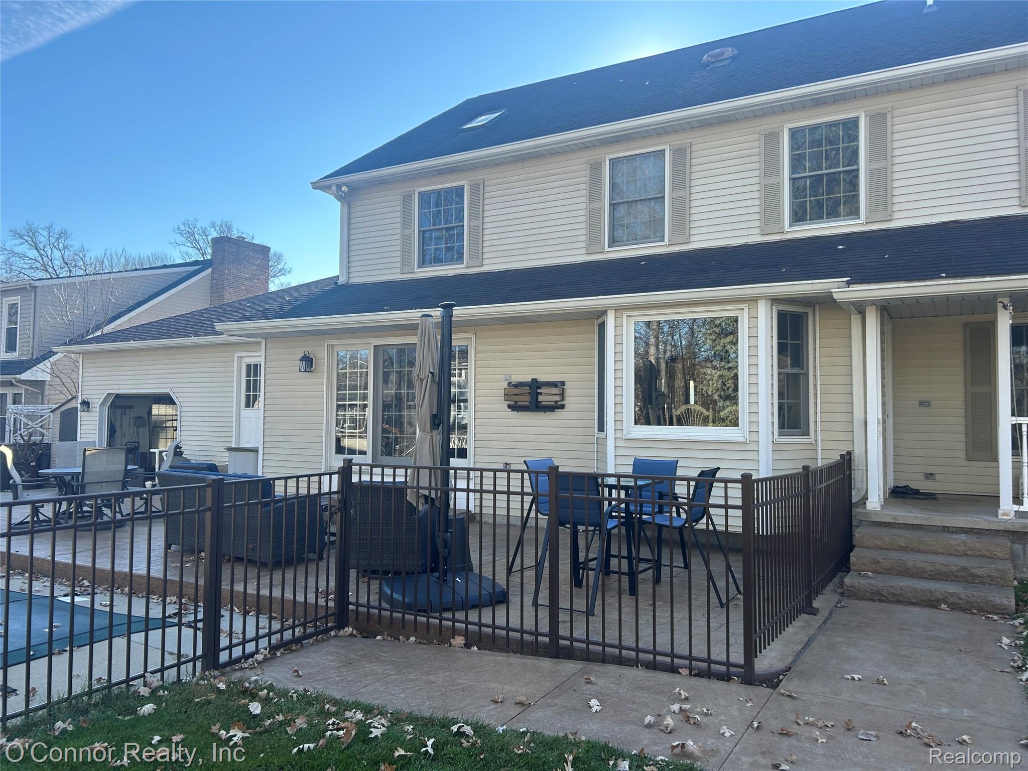 720 Arlington Circle