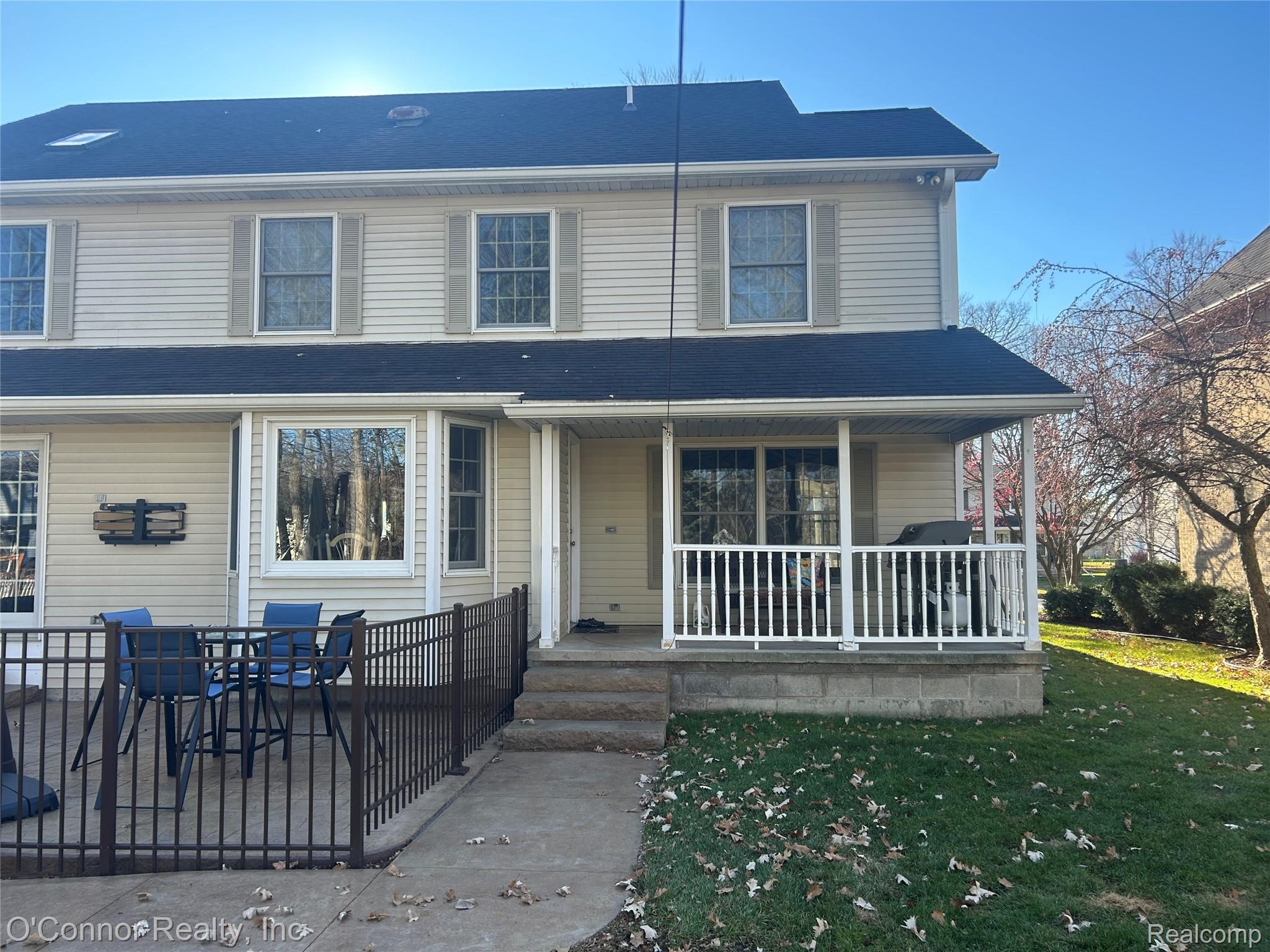 720 Arlington Circle