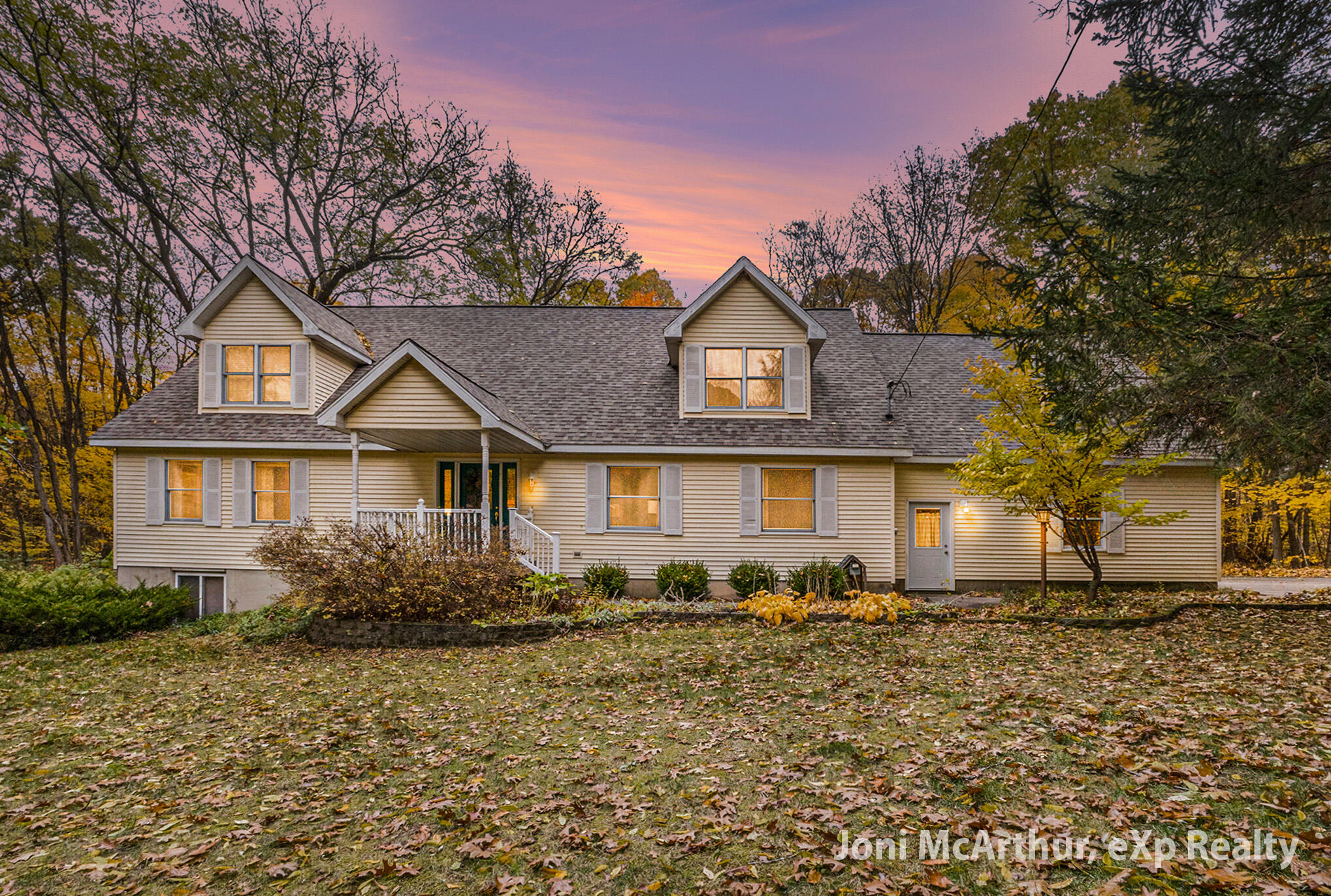 7504 Lincoln Lake Road NE