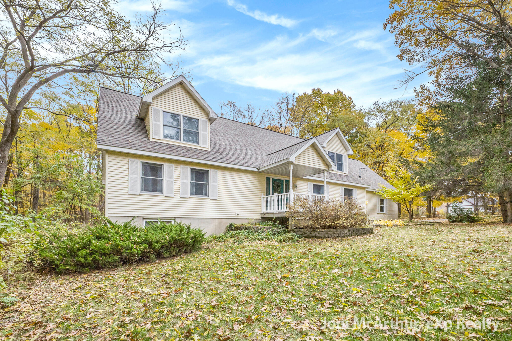 7504 Lincoln Lake Road NE