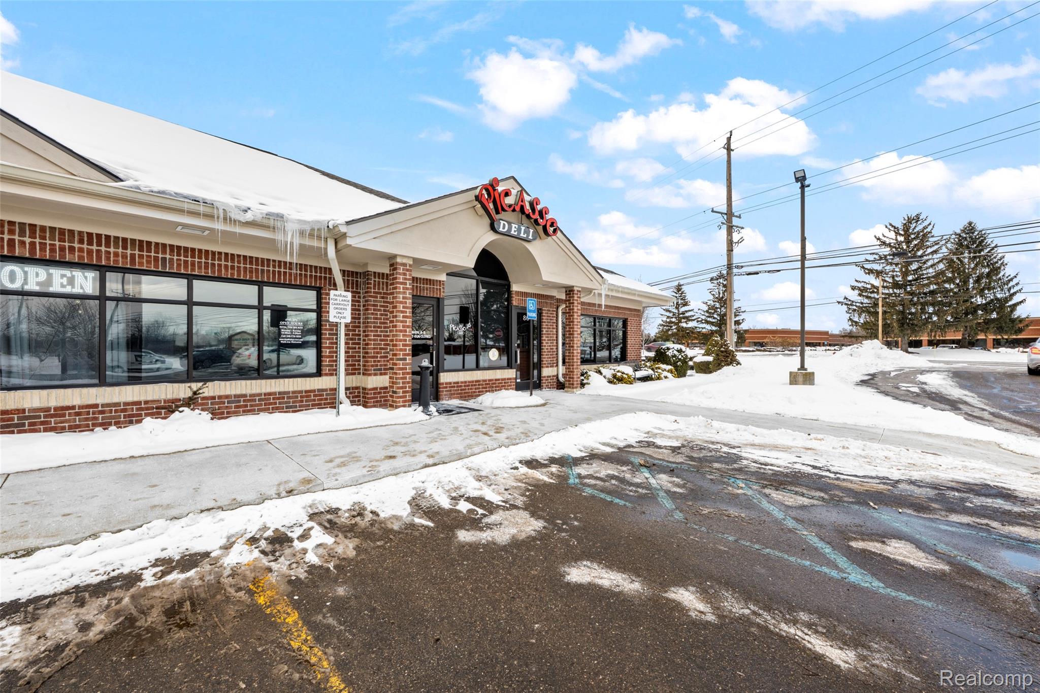 39915 Grand River Avenue