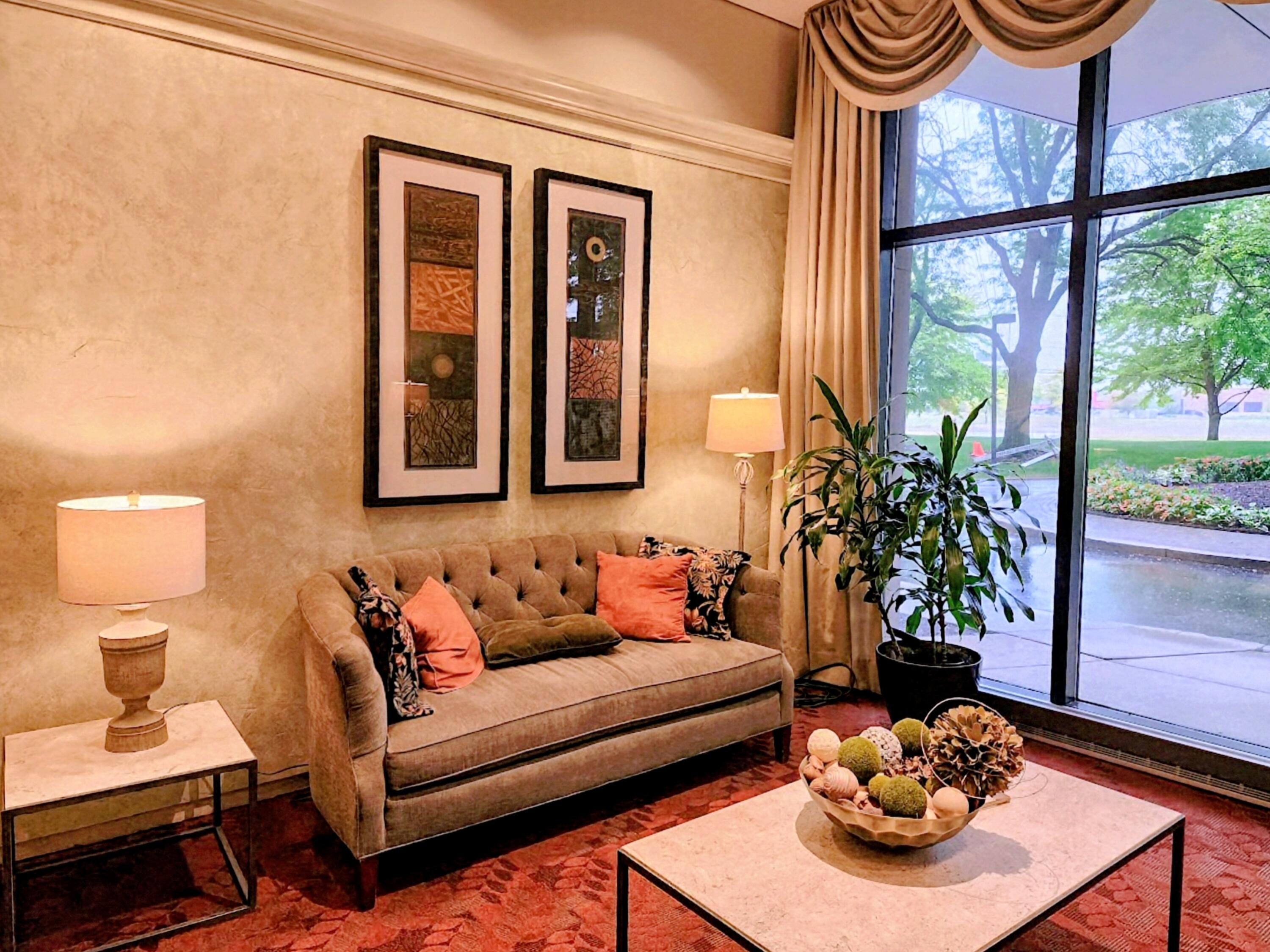 5000 Town Center 1404