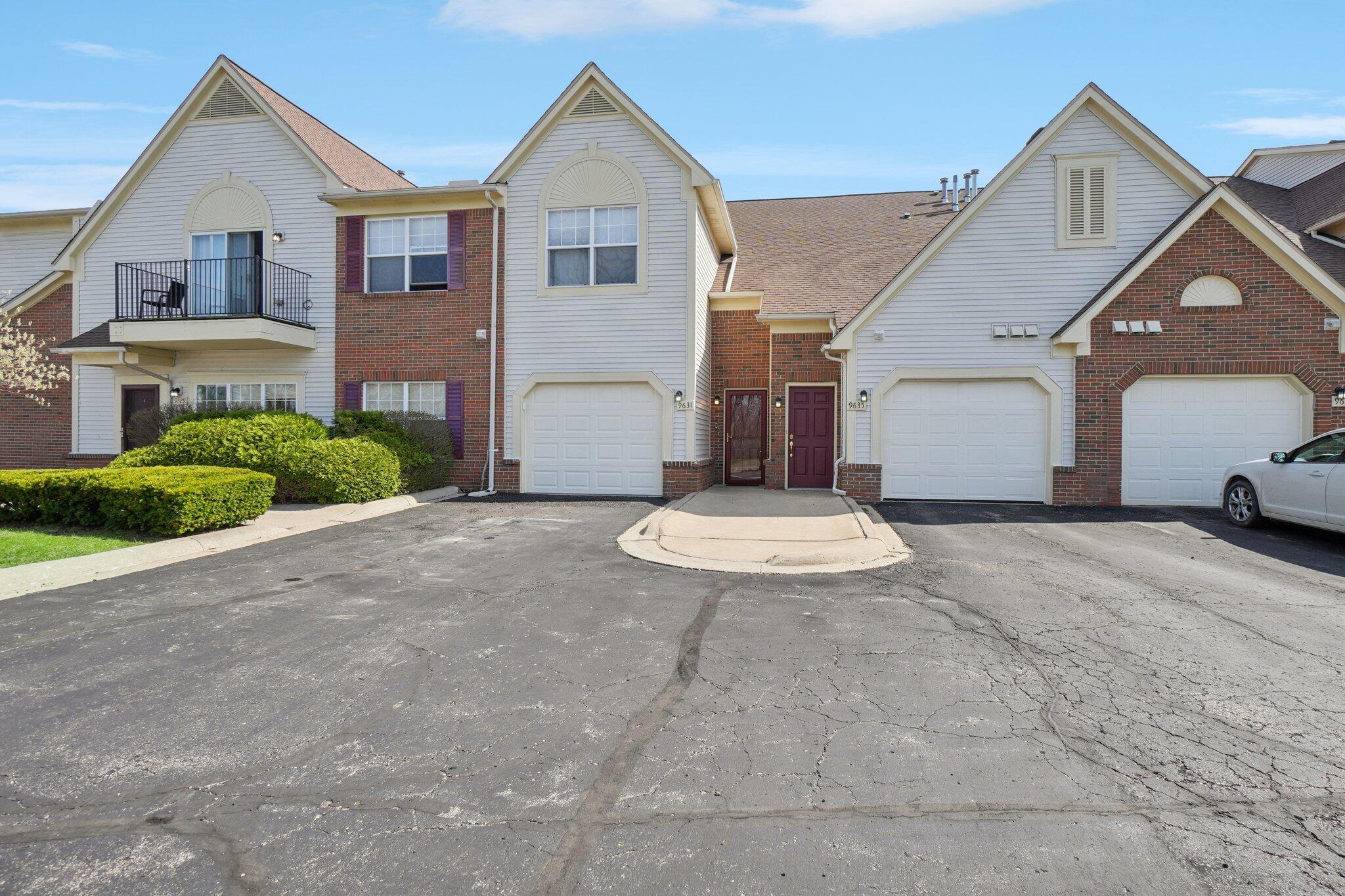 9631 Lakeside Drive 68
