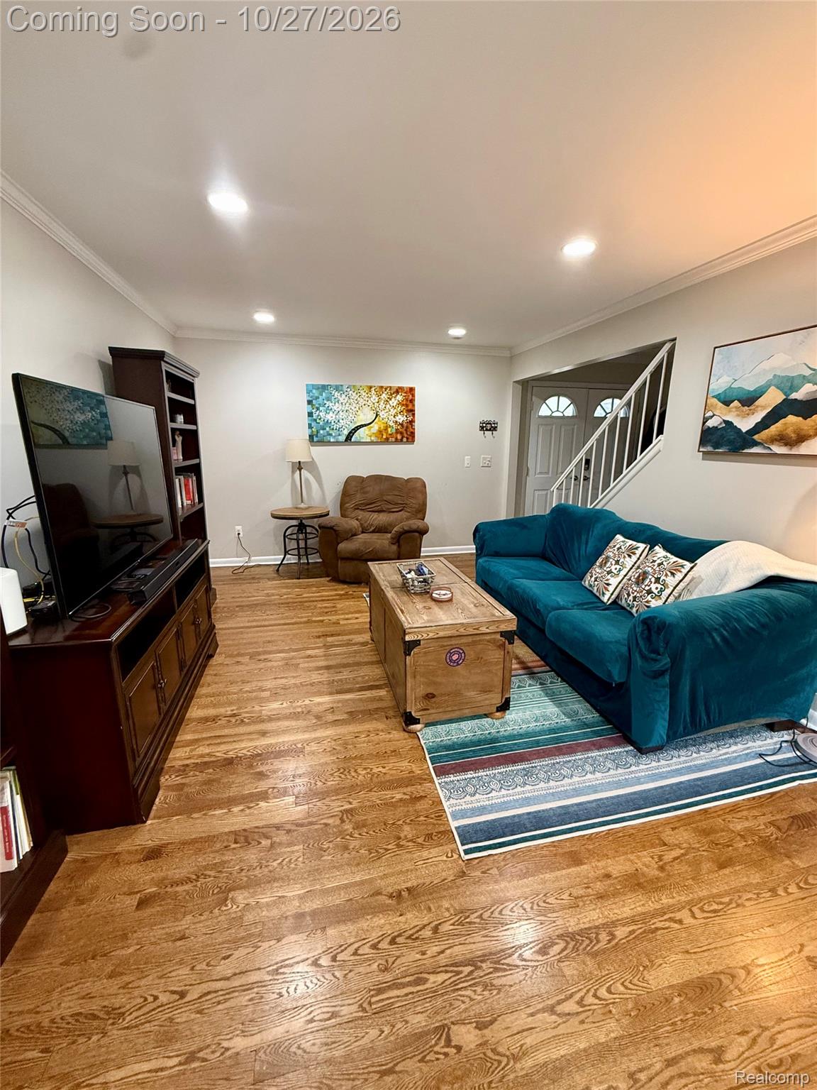 42016 Queen Anne Court