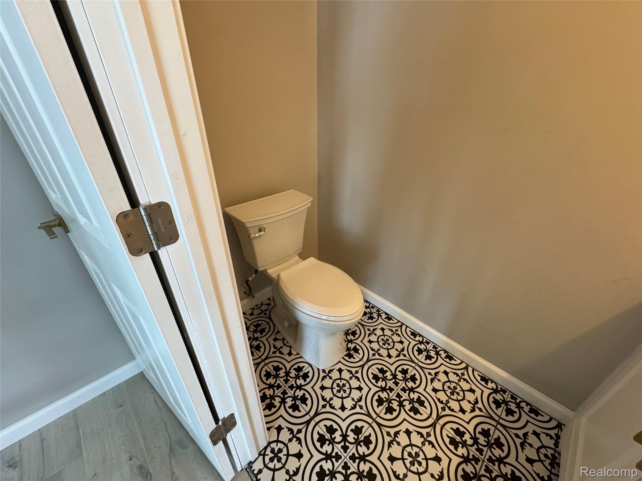 115 N Georgetown Square 10