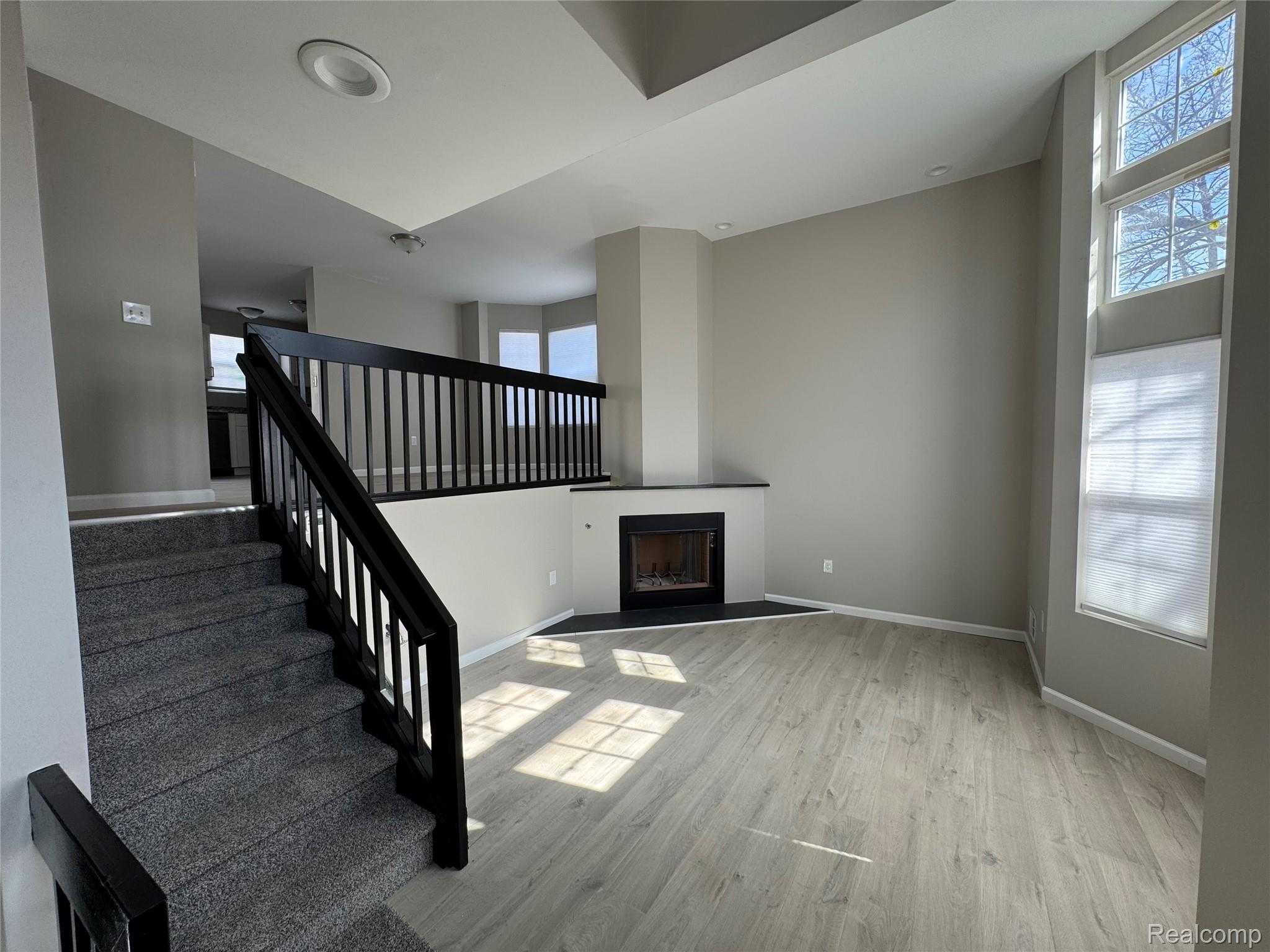 115 N Georgetown Square 10