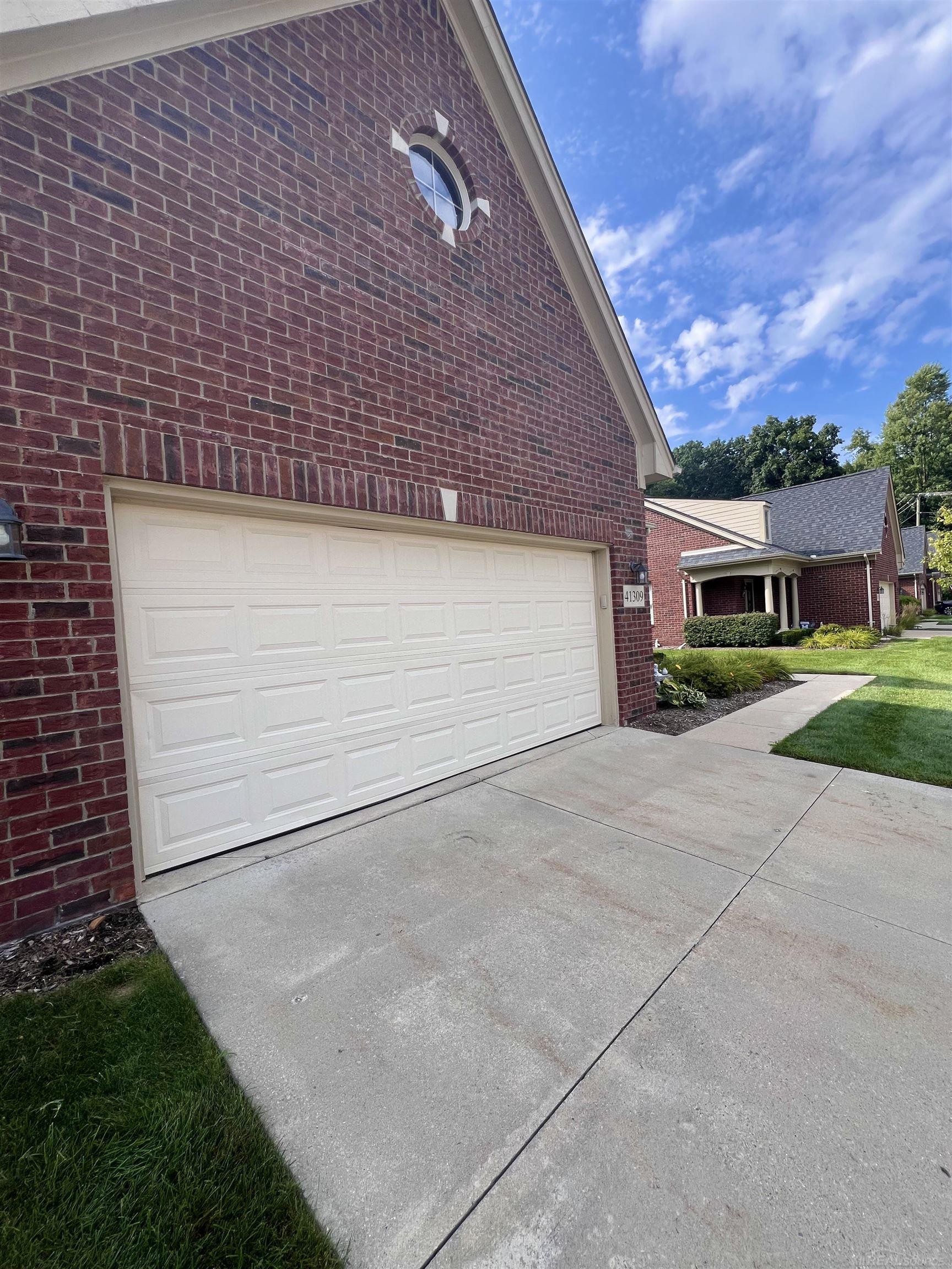 41309 Chestnut Drive