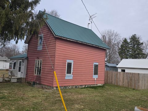 223 S Howell Street Fulton Township MI 48856