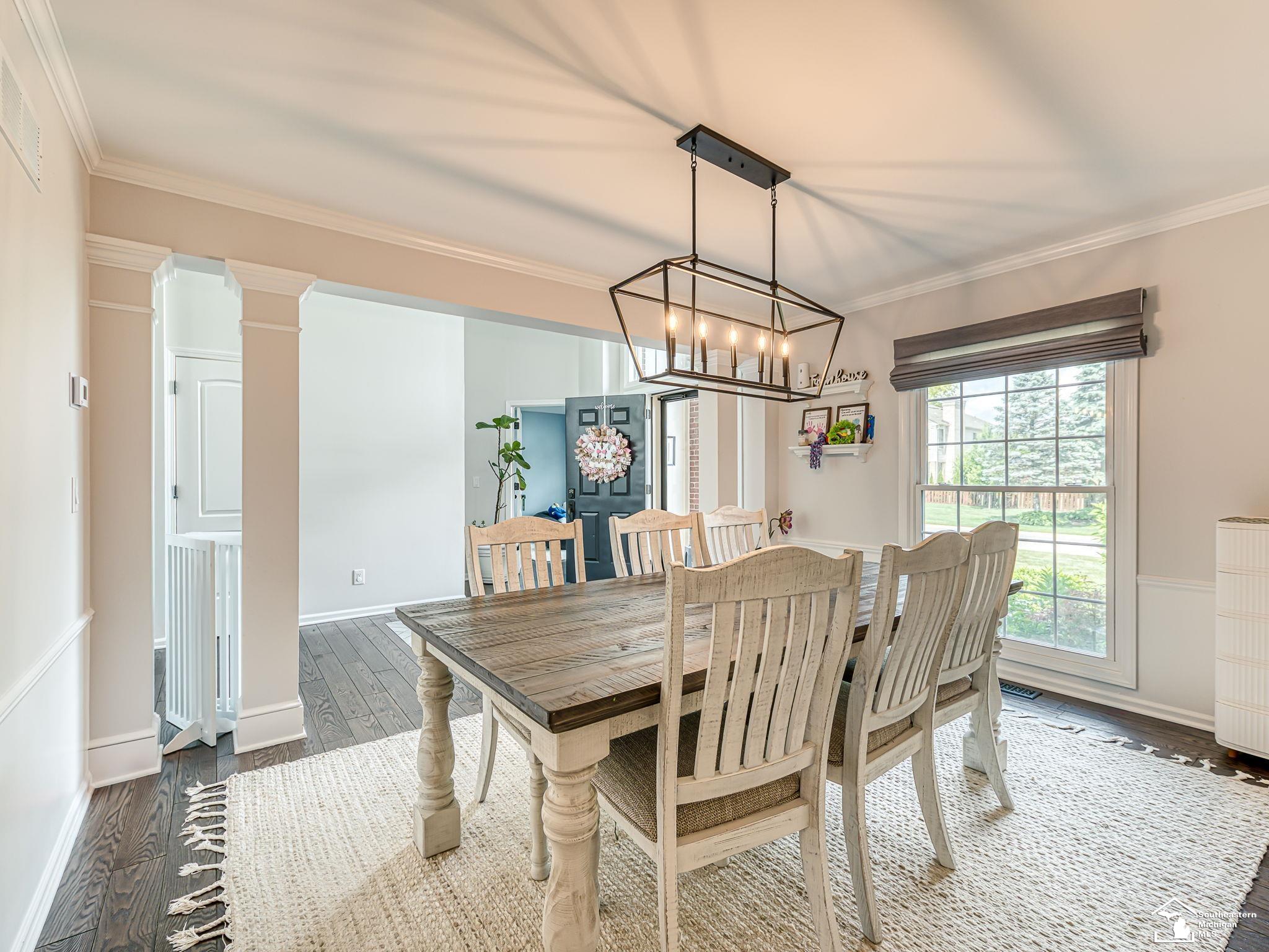 816 Regents Park Drive