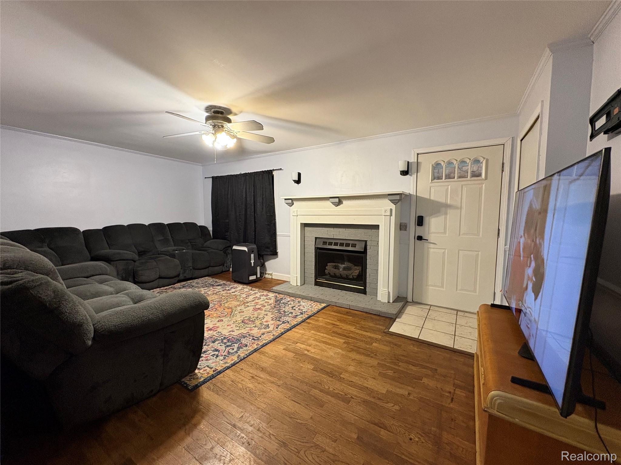 328 W Mt Morris Street