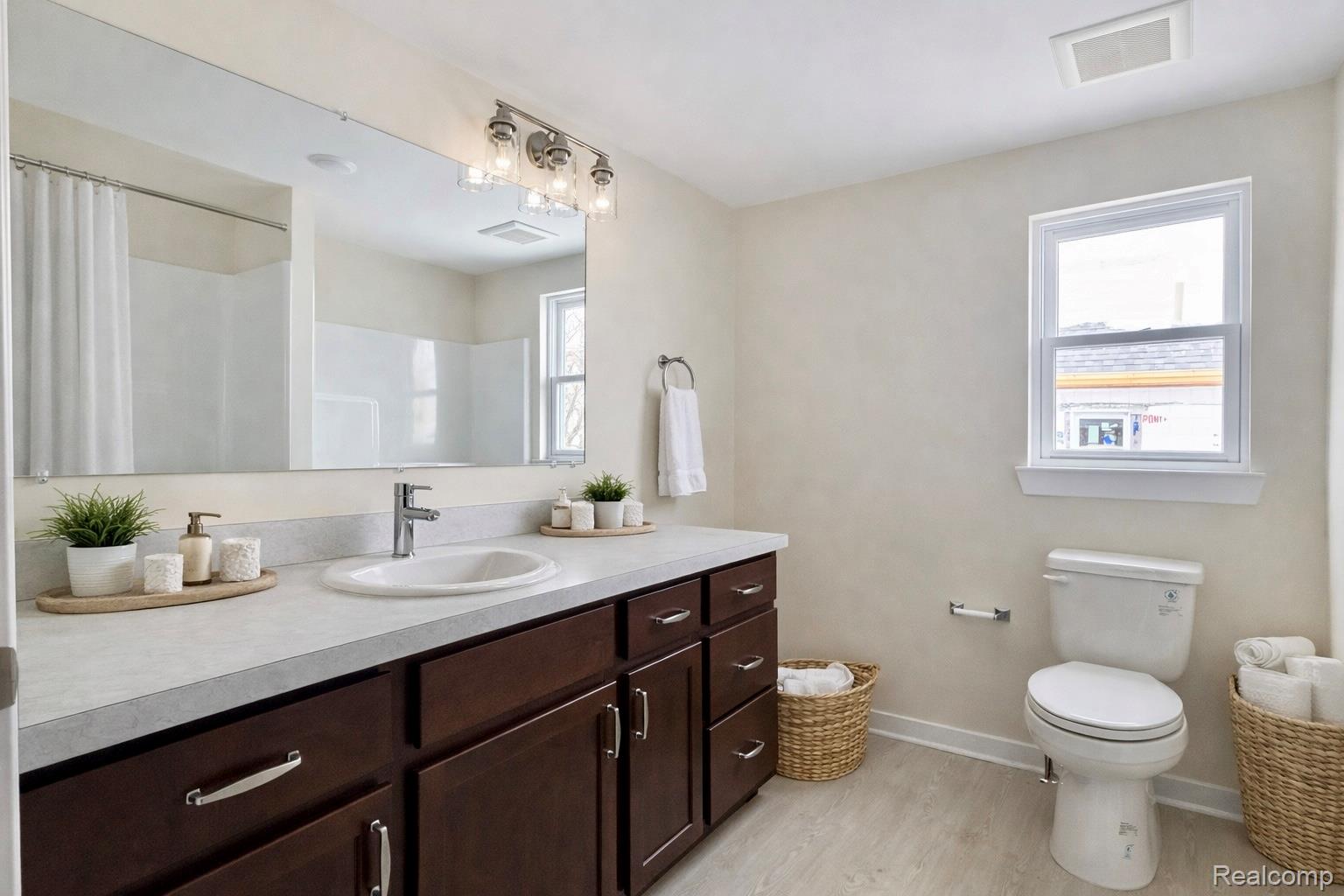 363 Dorsey Ave Street 30