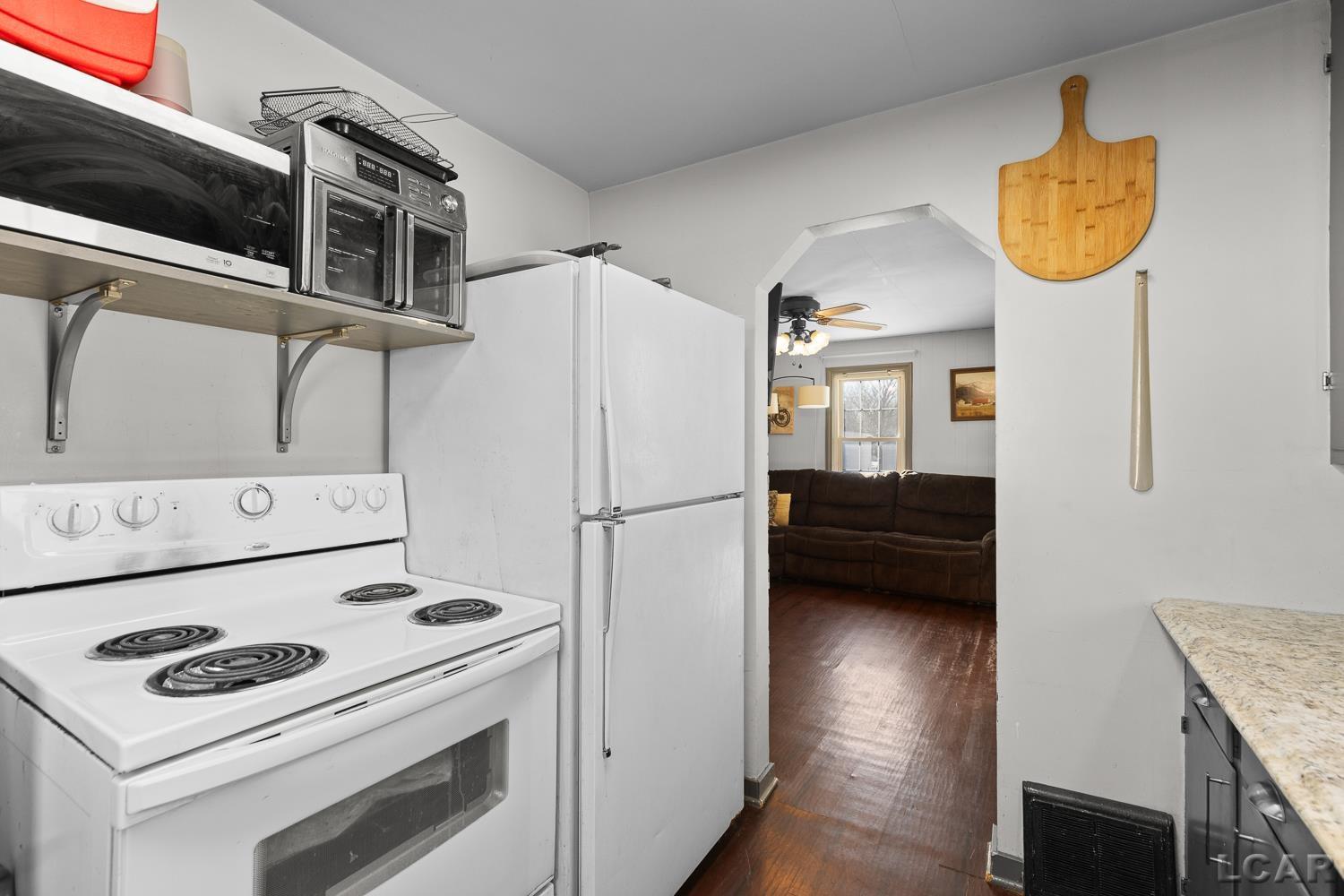 1785 N Rollin Highway