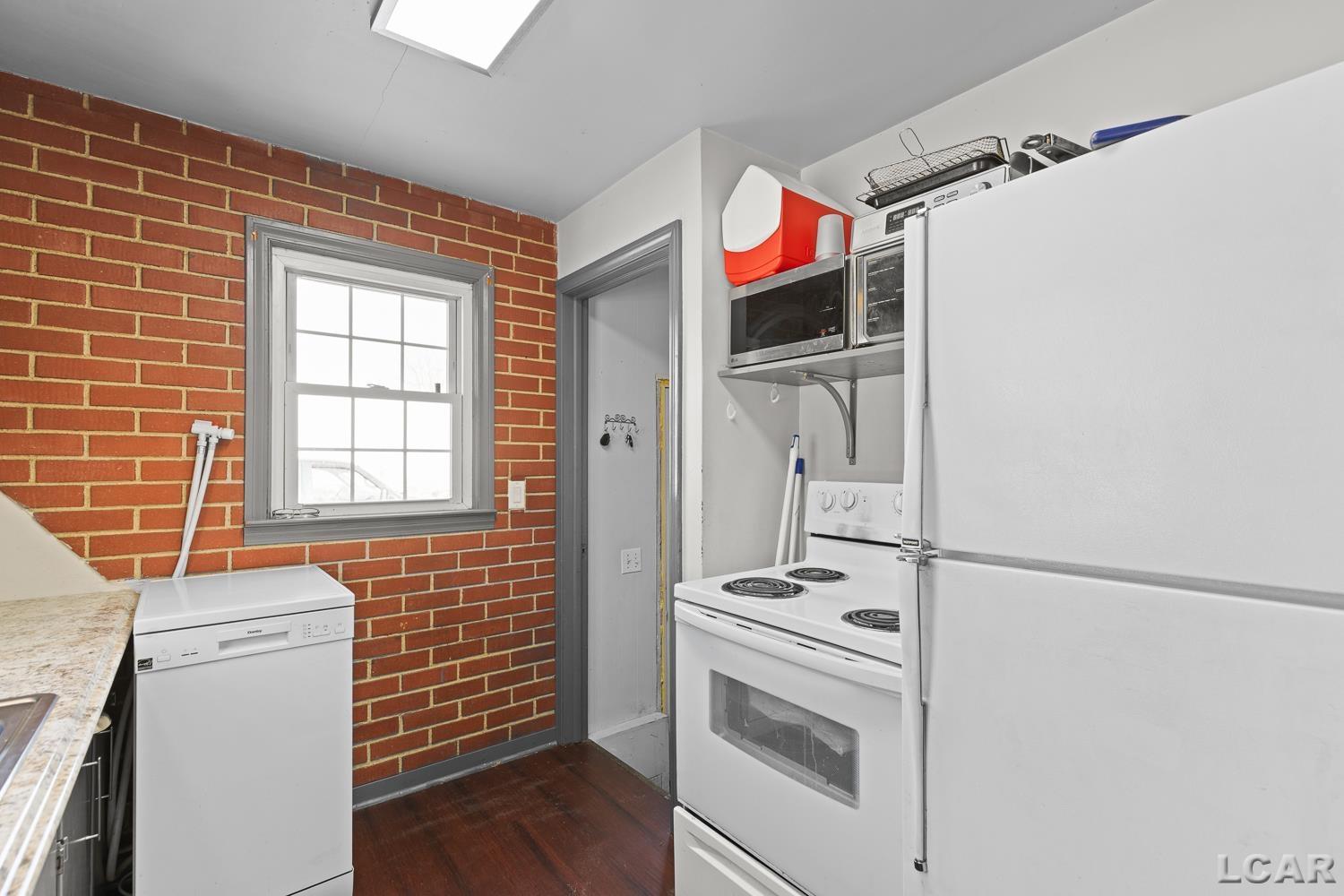 1785 N Rollin Highway