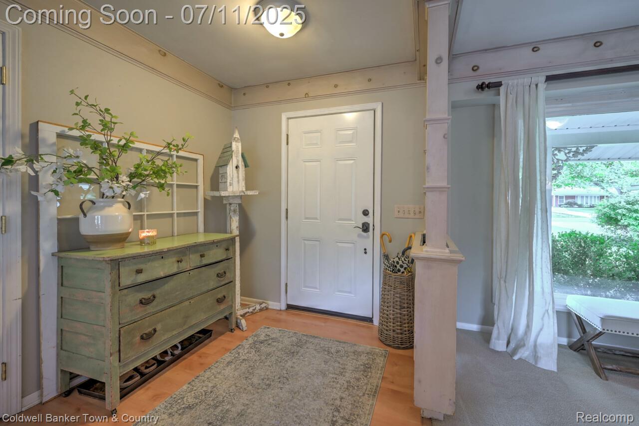 1072 Willow Lane