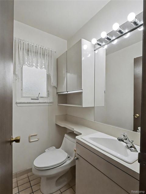 Tiny photo for 36458 Jeffrey Drive, Sterling Heights City, MI 48310 (MLS # 20261020094)