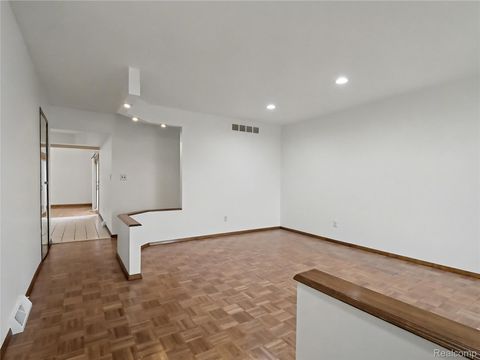 Tiny photo for 36458 Jeffrey Drive, Sterling Heights City, MI 48310 (MLS # 20261020094)