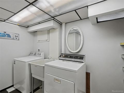 Tiny photo for 36458 Jeffrey Drive, Sterling Heights City, MI 48310 (MLS # 20261020094)