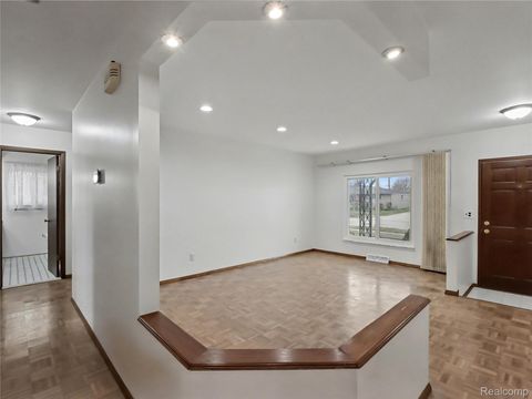 Tiny photo for 36458 Jeffrey Drive, Sterling Heights City, MI 48310 (MLS # 20261020094)