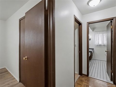 Tiny photo for 36458 Jeffrey Drive, Sterling Heights City, MI 48310 (MLS # 20261020094)