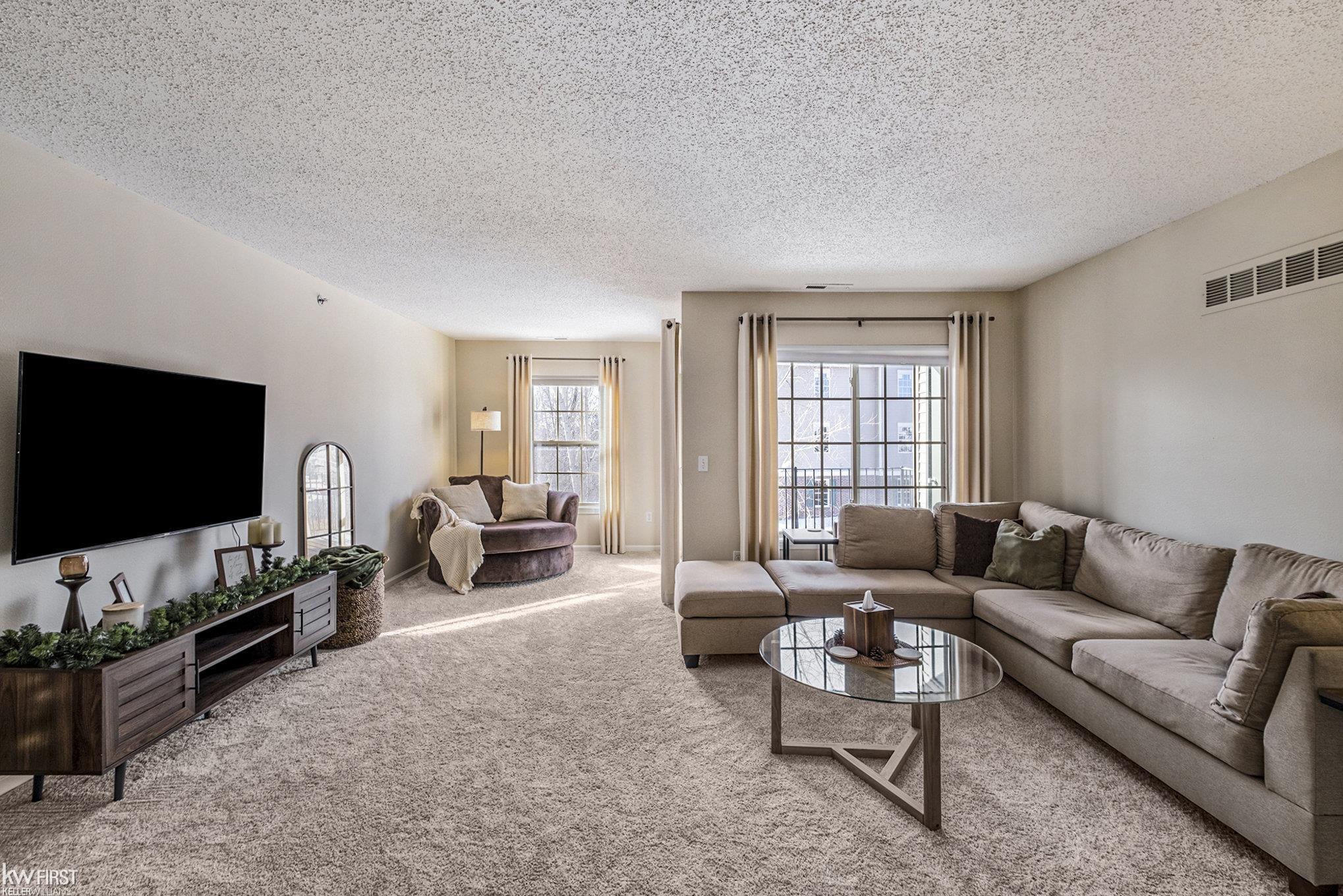 11206 Pinehurst Lane