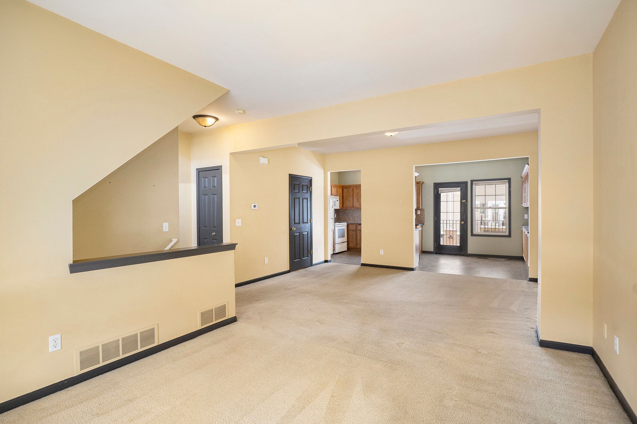 724 EAGLE Drive