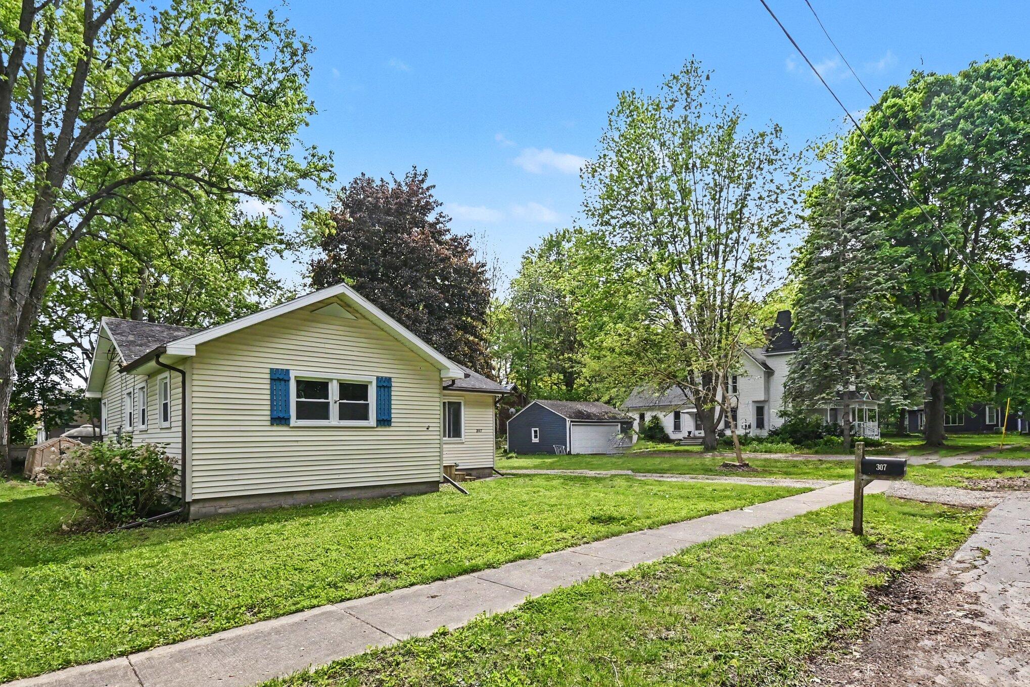 307 Mechanic Street