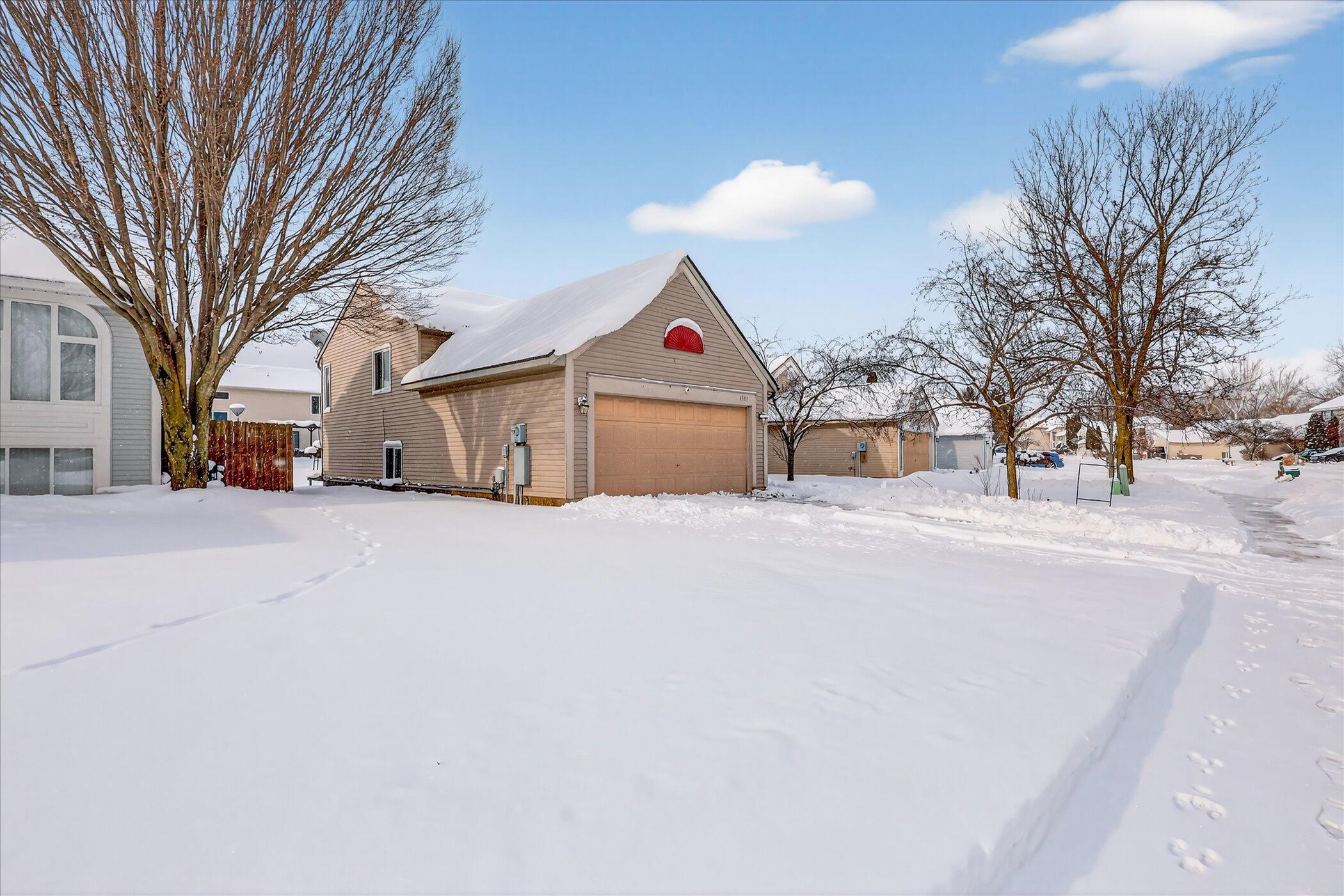 4507 Brookmeadow Drive SE