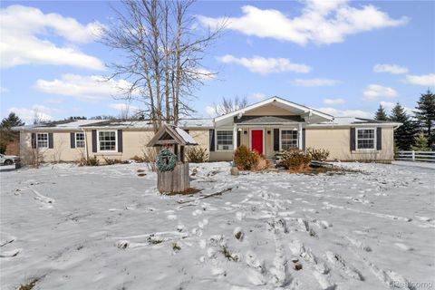 2540 Auten Road Groveland Township MI 48462