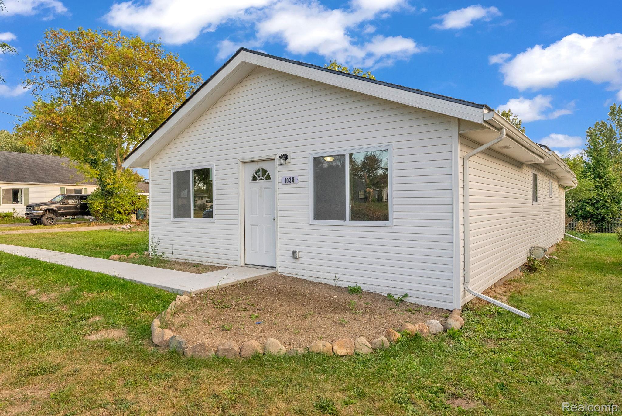 1038 Vinewood Street